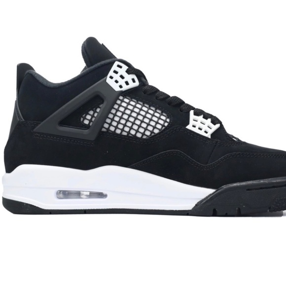 Jordan 4 “White Thunder” - Picture 7 of 8